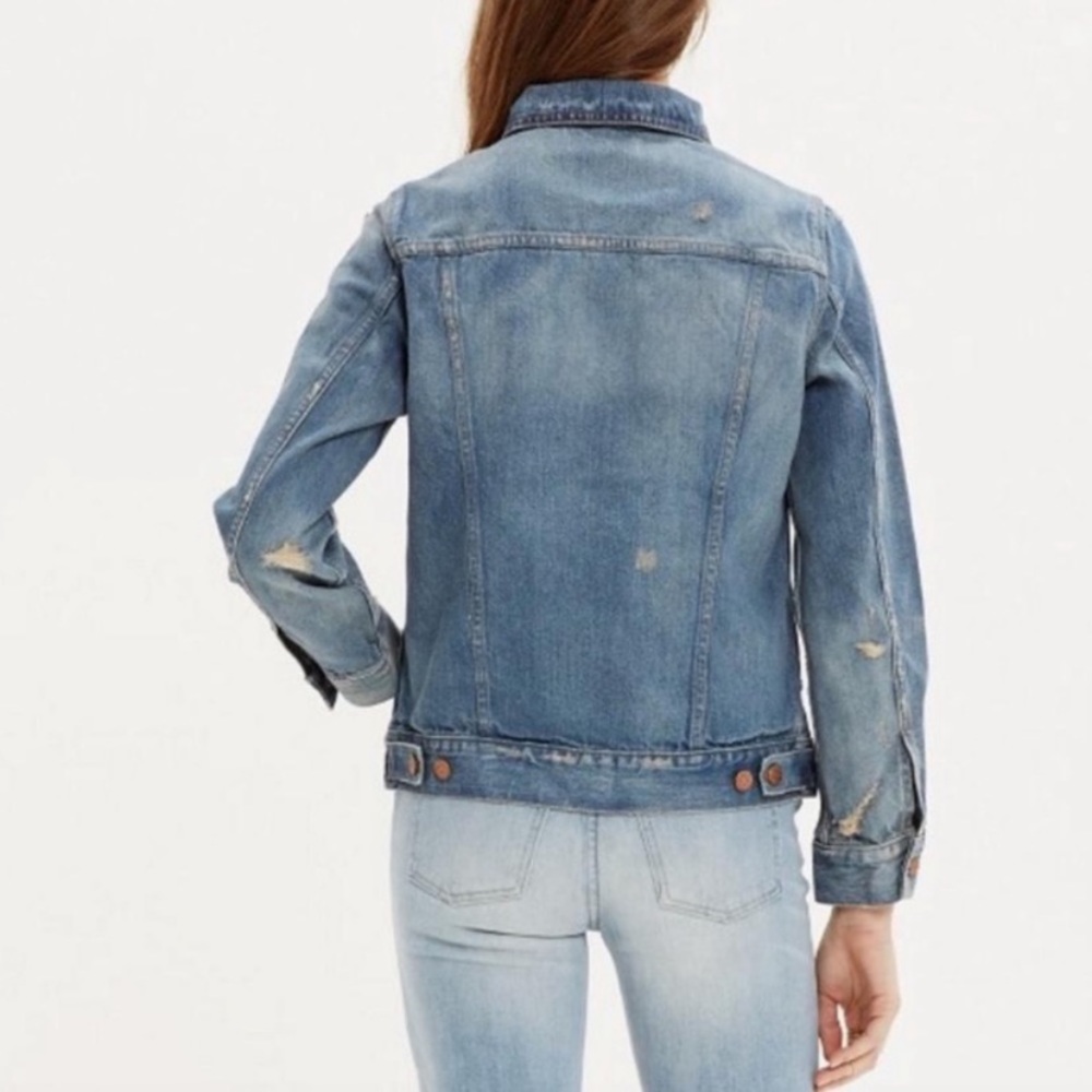 Madewell Distressed‎ Jean Jacket in Ellery Wash XS - Picture 3 of 8